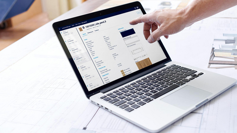 Whether the employees are in the work preparation department, in production or tasked with assembly at the customer's premises, the "digital job folder" now gives everyone access to all information about each job in real time. Whether the employees are in the work preparation department, in production or tasked with assembly at the customer's premises, the "digital job folder" now gives everyone access to all information about each job in real time.